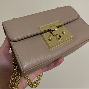 Beige/tan purse NWOT